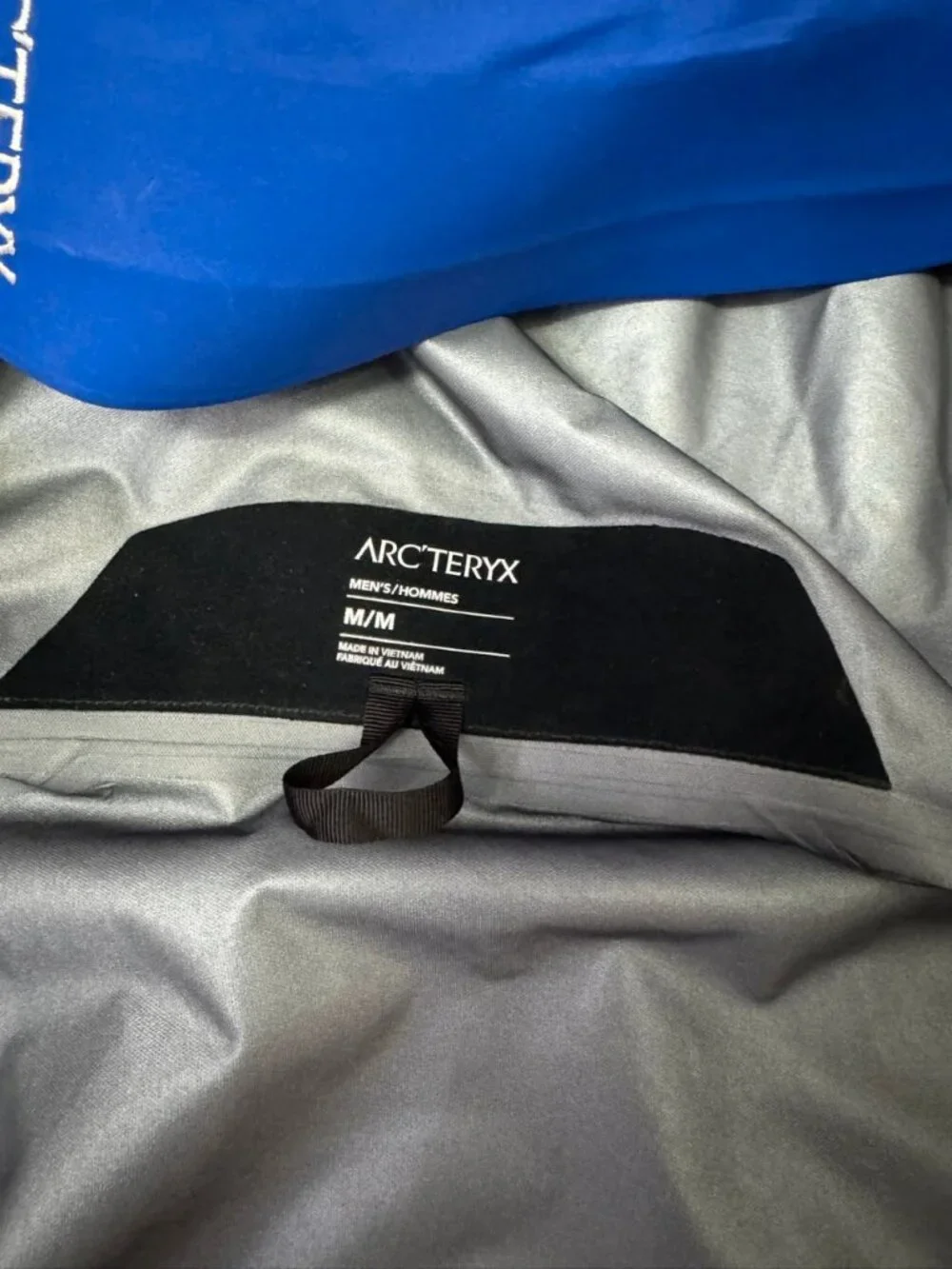 Arc'teryx Beta SL Waterproof Jacket Blue Size M